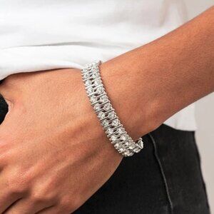 Paparazzi Jewelry Accessories - Generational Glimmer​ - White Bracelet - Vintage